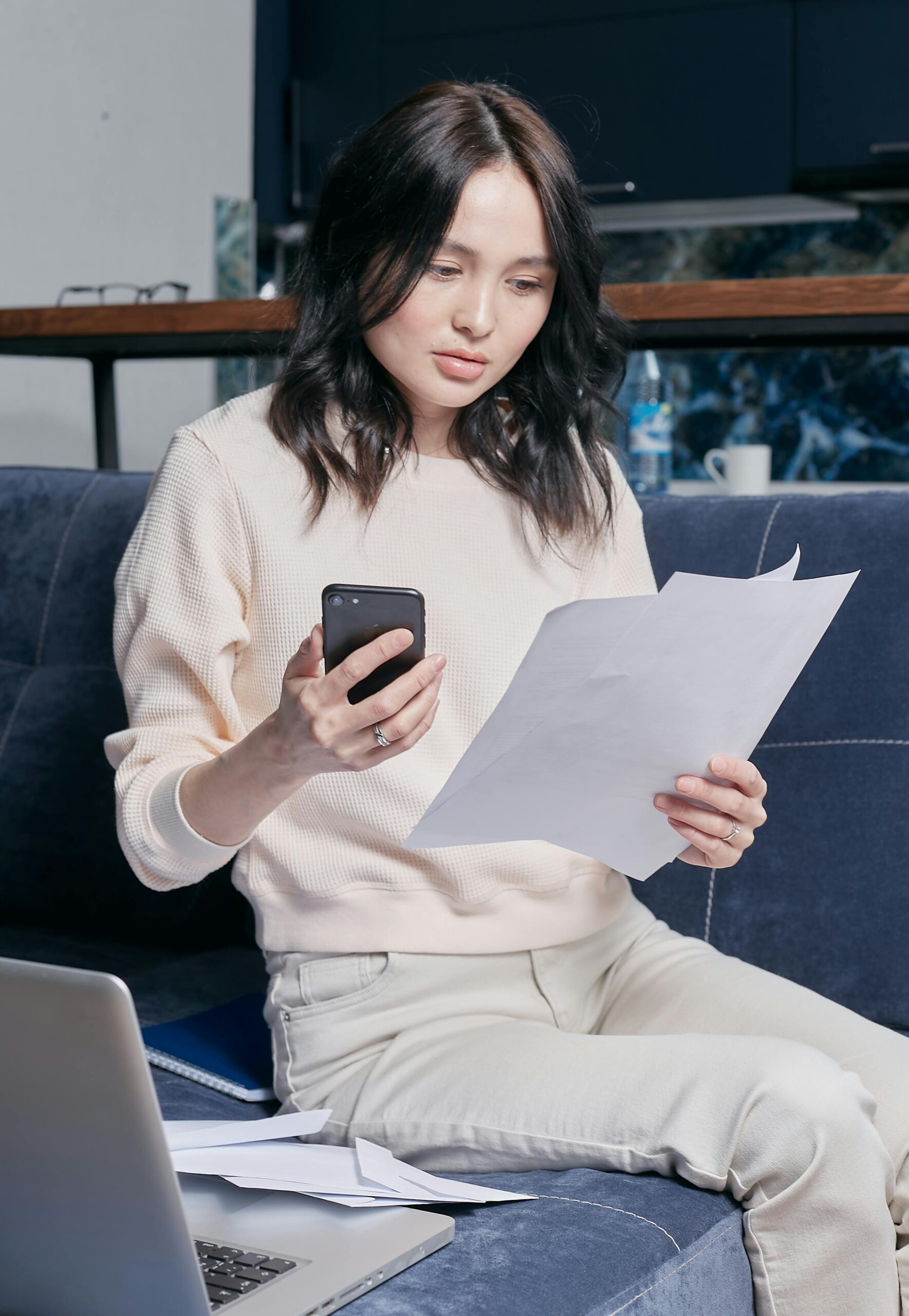 Stress-free connected traveler